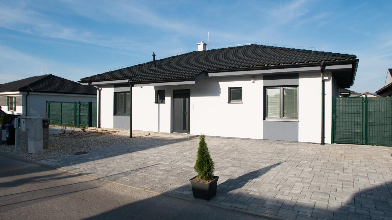 Royal House Trencin 빌라 외부 사진