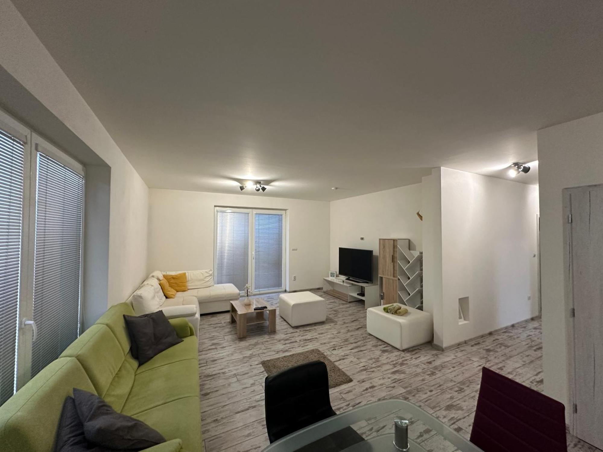 Royal House Trencin 빌라 외부 사진